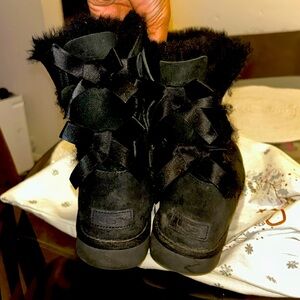 Doble bow UGG 🎀